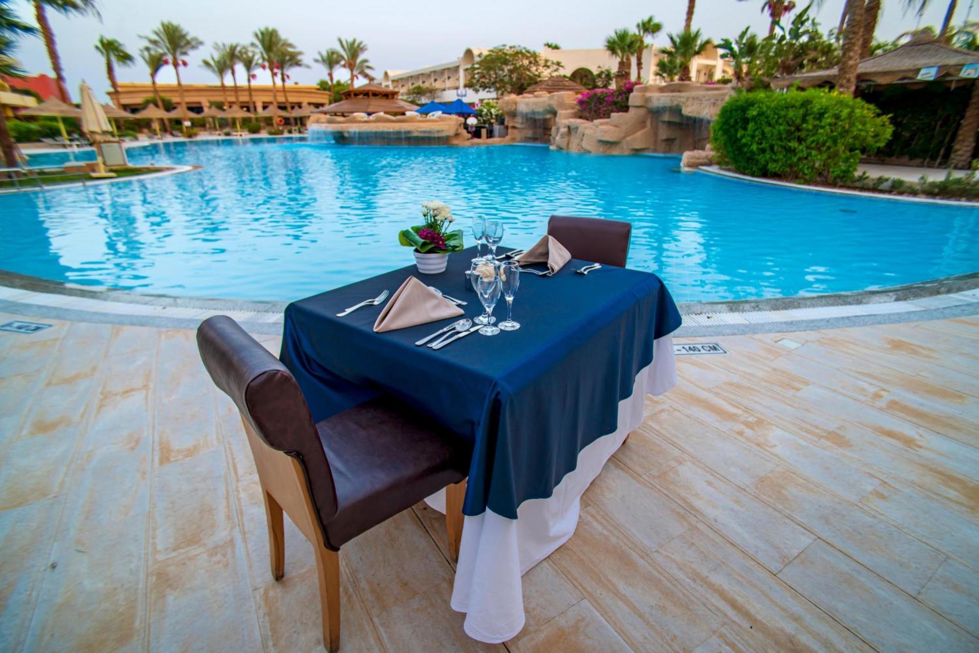 מלון Sierra Sharm El Sheikh מראה חיצוני תמונה The pool at the Hilton Sharm El Sheikh