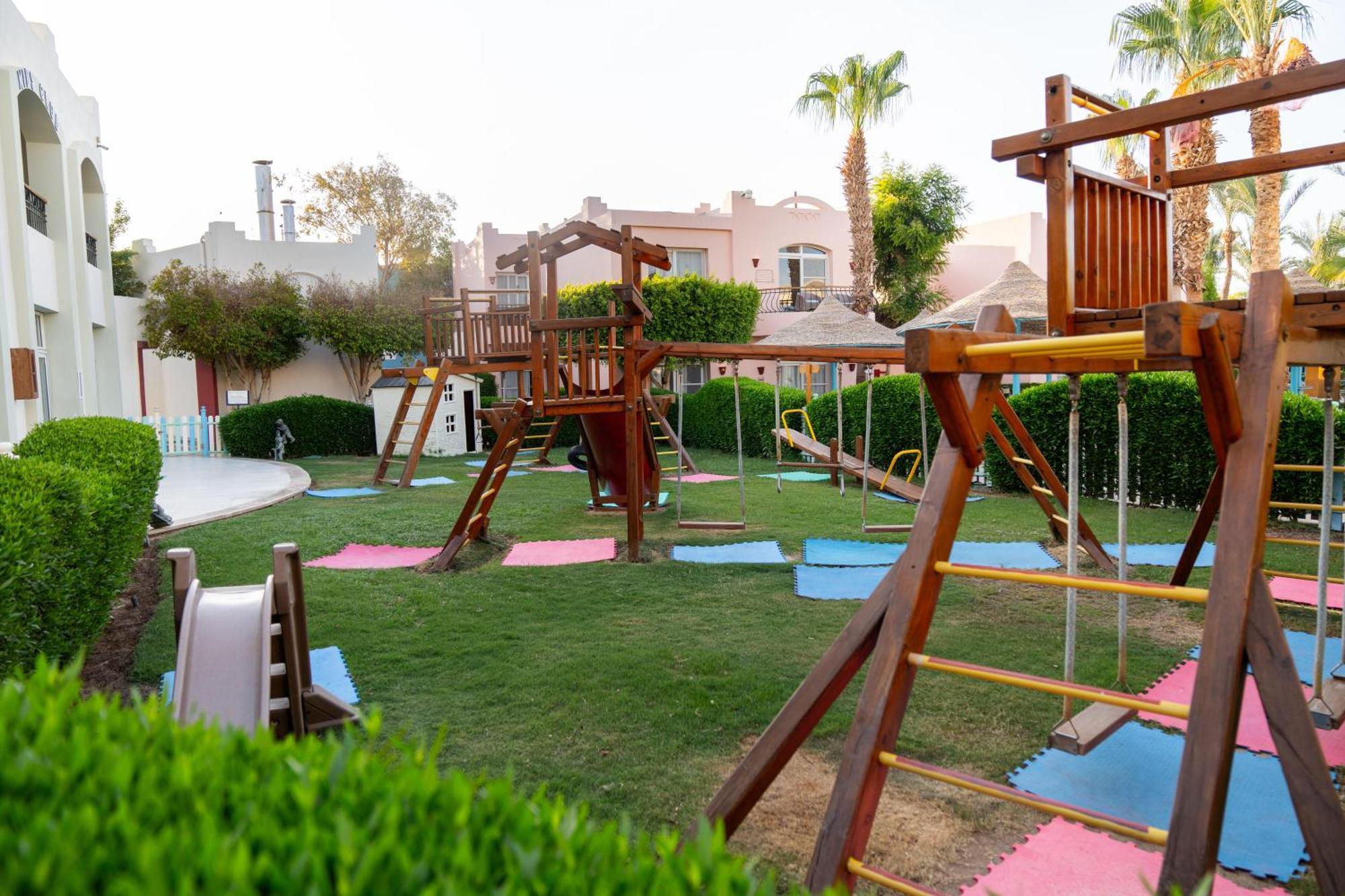 מלון Sierra Sharm El Sheikh מראה חיצוני תמונה Playground at the resort